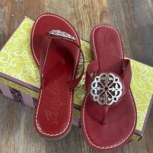 Brighton ALICE Sandals with Ornate Silver Detail in Lipstick color size 8.5